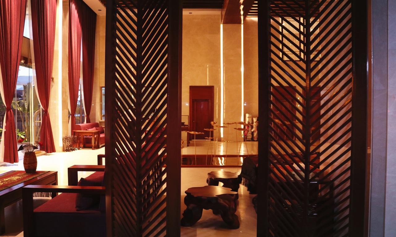 Chang Palace Vientiane Exterior photo